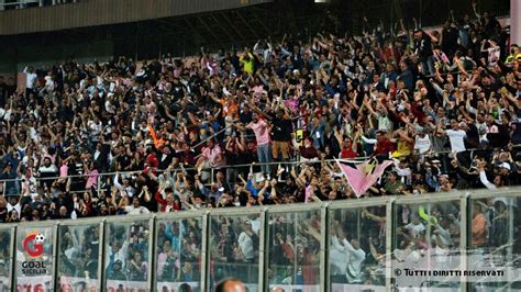 Palermo Aumentata La Capienza Dello Stadio Euganeo Di Padova Da