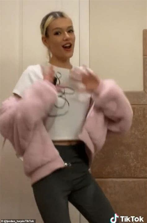 Hot Sexy Jordan Turpin Bikini Pics