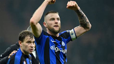 Inter La Curva Nerazzurra Si Schiera Con Skriniar Nessun Rancore La