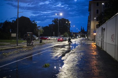 Maltempo Allerta Rossa In Lombardia E Nubifragio In Liguria Lettera