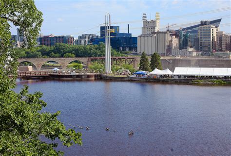 2018 Photo Gallery Stone Arch Bridge Festival