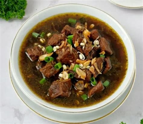 resep   masak rawon daging sapi khas jawa timur hidangan