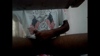 Hermano Pillado Viendo Porno Y Masturbarse XVIDEOS