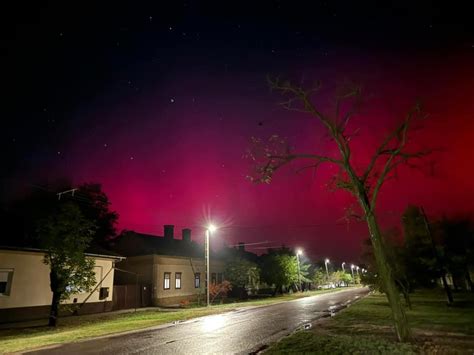 Aurora Boreale Visibile In Veneto E Friuli Le Prime Meravigliose Foto