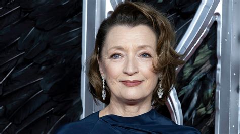 ‘The Crown’: Lesley Manville Cast As Princess Margaret – Deadline