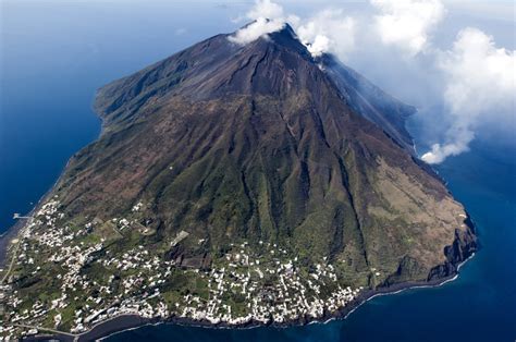 Isole Eolie Alla Scoperta Delle Sorelle Vulcaniche