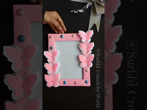 Creative Flower Picture Frame Craft: A Burst of Floral Charm