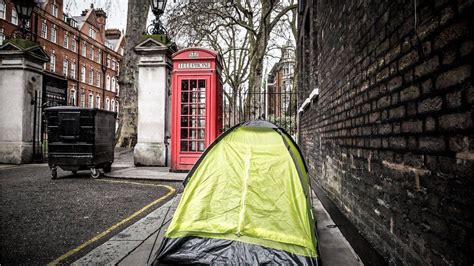 Homelessness Rough Sleepers In London Up By Nearly A Quarter Bbc News