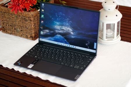 Lenovo Yoga Slim 7 Carbon análisis características precio