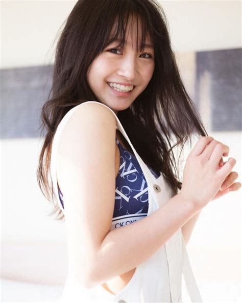 Hot Sexy Sayaka Kakehashi Bikini Pics