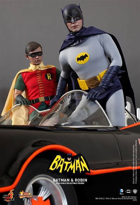 Hot Toys 1960s BATMAN Collectibles Figures