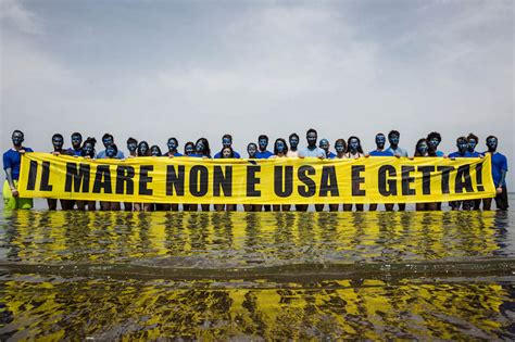 Greenpeace Unonda Blu Si Solleva In Tutto Il Mondo Per La Tutela