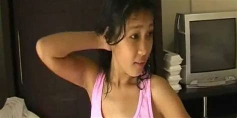 Spreading Her Shaved Pink Pussy Tnaflix