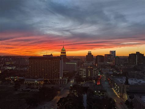 San Antonio skyline at Sunset : r/SkyPorn