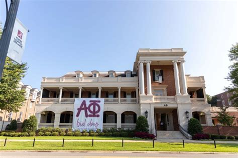 15 Most Outrageous University of Alabama Sorority Houses