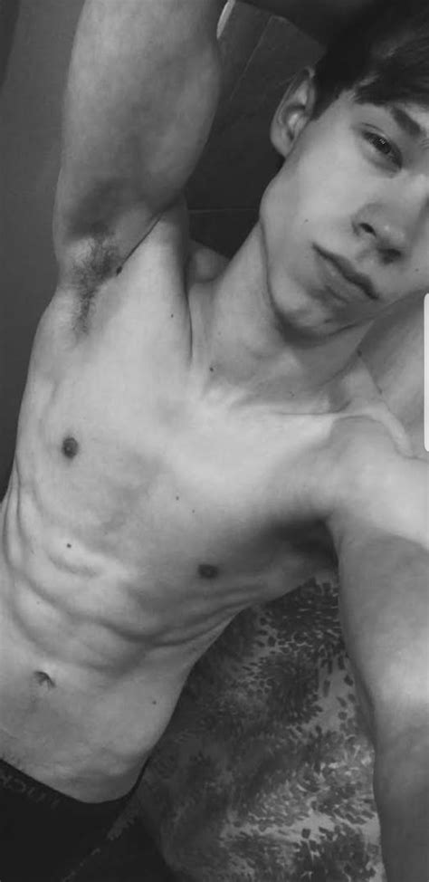 Hot Twunk R Cuteguys