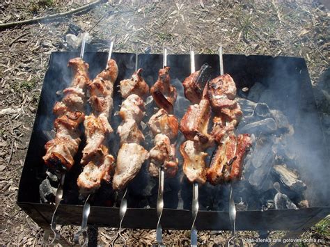 Шашлык из свиных рёбрышек, маринованный в пиве • Шашлыки