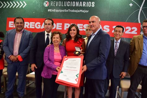 Entrega PRI Querétaro Preseas 2022 a sus militantes destacados