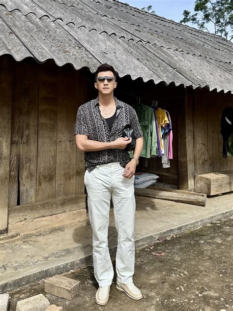 Hà Việt Dũng Chàng trai Mường làm đủ nghề lấy vợ hot girl Sao việt Việt Giải Trí