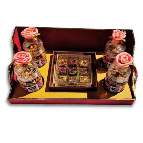 Grams Dry Fruit Gift Tray New Ramesh Kirana