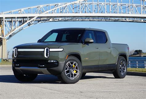 2023 Rivian R1t Review Pricing And Specs