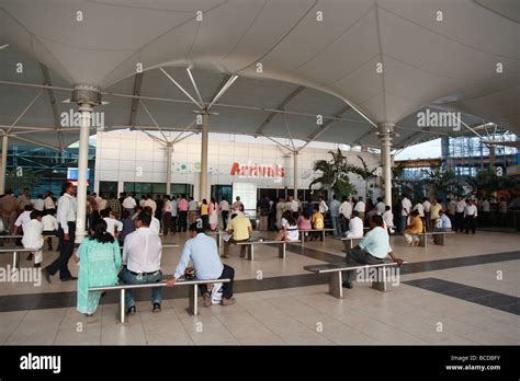 Arrivals lounge, Mumbai Airport India Stock Photo - Alamy