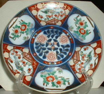 Imari Porcelain ~ hand painted ceramic art history. Hand Painted Plates, Hand Painted Ceramics ...