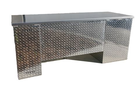 Diamond Plate 6 Computer Desk