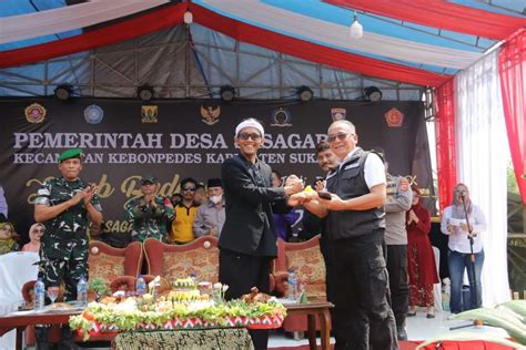 Desa Sasagaran Kebonpedes Gelar Kirab Budaya Wabup Iyos Apresiasi