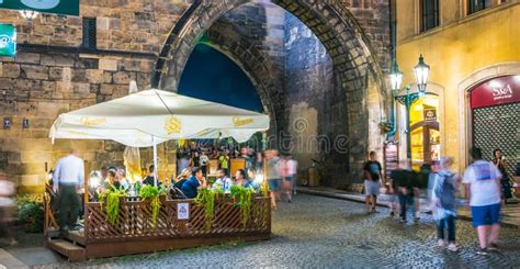 Restaurant Patio On Charles Bridge In Prague Editorial Stock Image Image Of Downtown Earting