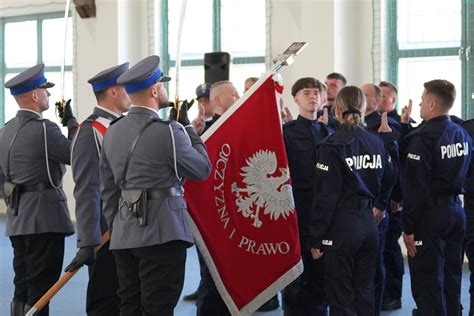 Lubuj Nowi Policjanci Na Warmii I Mazurach Aktualno Ci