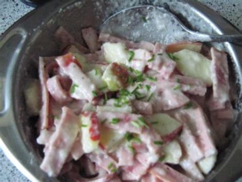 Meeretich Leberkäse Salat mit Apfel Rezept kochbar de