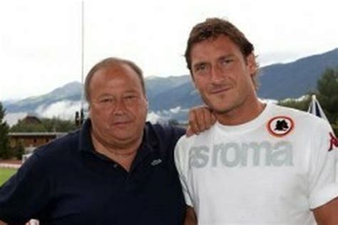 Francesco Totti E Le Parole D Amore Per Suo Pap Enzo Bigodino