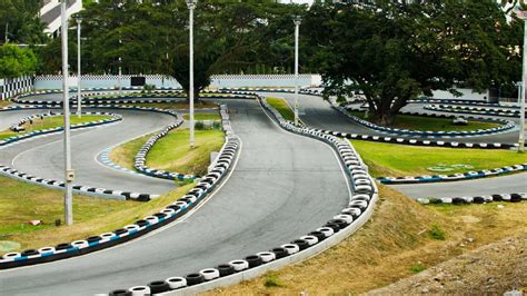 Top Kissimmee Go-Kart Tracks & More Around Orlando - VillaKey