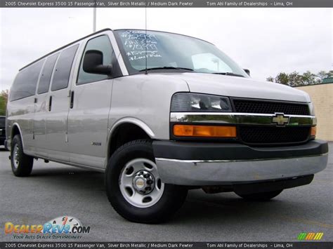 2005 Chevrolet Express 3500 15 Passenger Van Silver Birch Metallic Medium Dark Pewter Photo 1