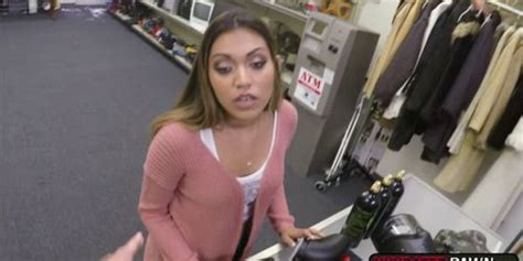 Brunette Nicole Rey Pink Pussy Fucks Pawndudes Cock Tnaflix