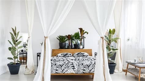 30 Gorgeous Ways To Style A Canopy Bed