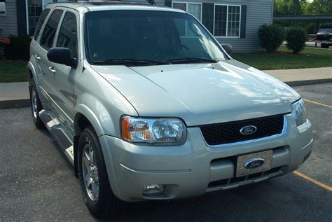 Ford Escape Information And Photos Momentcar