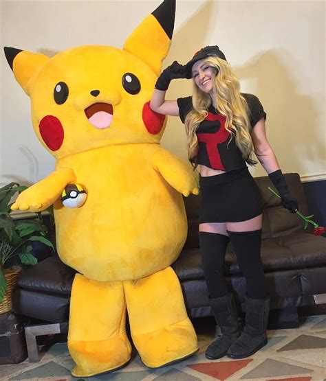 [self] Cassidy & Pikachu - Pokemon Cosplay #cosplay http://bit.ly ...