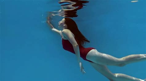 Free Swimming Naked Porn Videos XHamster