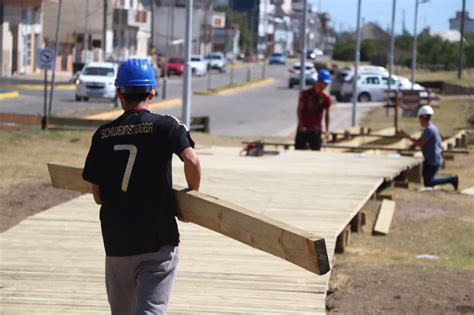 Cristian recorrió trabajo de puesta en valor de espacios públicos