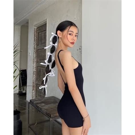 ĐỒ BƠI CAO CẤP Bikini áo bơi liền mảnh khoét lưng chữ V FORM SHORT màu đen sành điệu Shopee