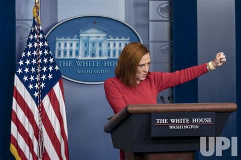 Photo White House Press Secretary Jen Psaki Holds Press Briefing