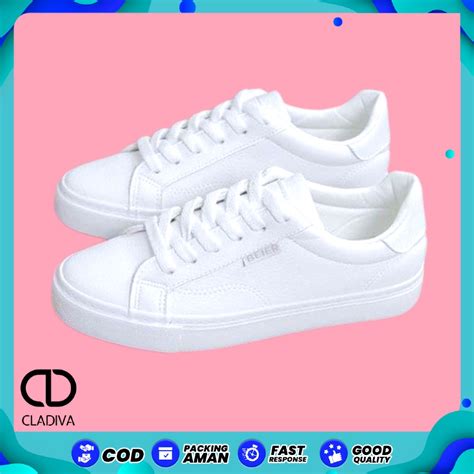 Review Tentang Sepatu Sneakers Wanita Beier Spatu Snikers Putih Tali