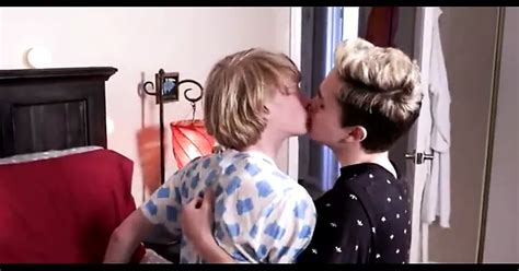 Free Gay Friend Porn Videos Xhamster