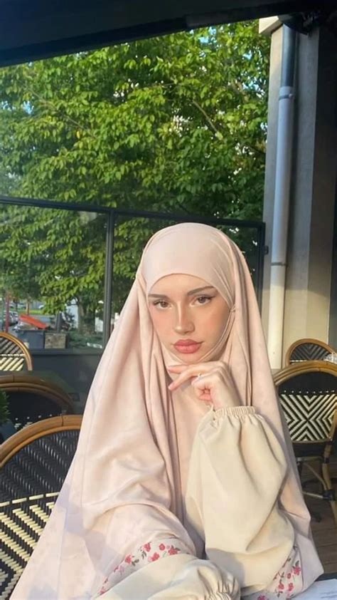 Shinyy On Ig Wearing Our Princess Khimar Peony Spring And Summer