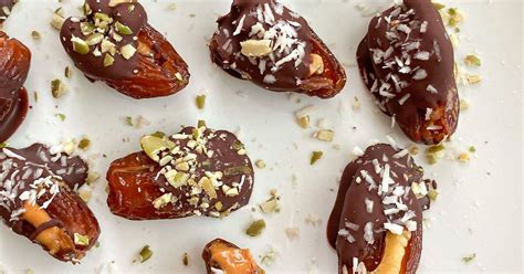 Dark Chocolate Dates | Foodtalk