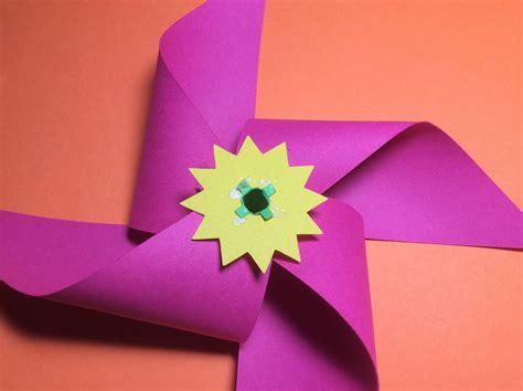 Papercrafts and other fun things: Rotational Symmetry Explained Using 5 ...