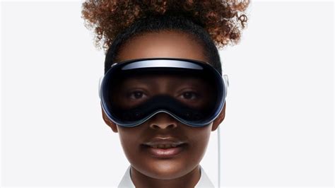 Apples Vision Pro Mixed Reality Headset Will Go On Sale In February