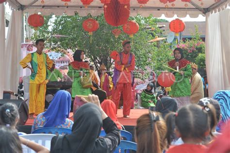 Siswa Tampilkan Pertunjukkan Tradisional Dul Muluk Antara Foto